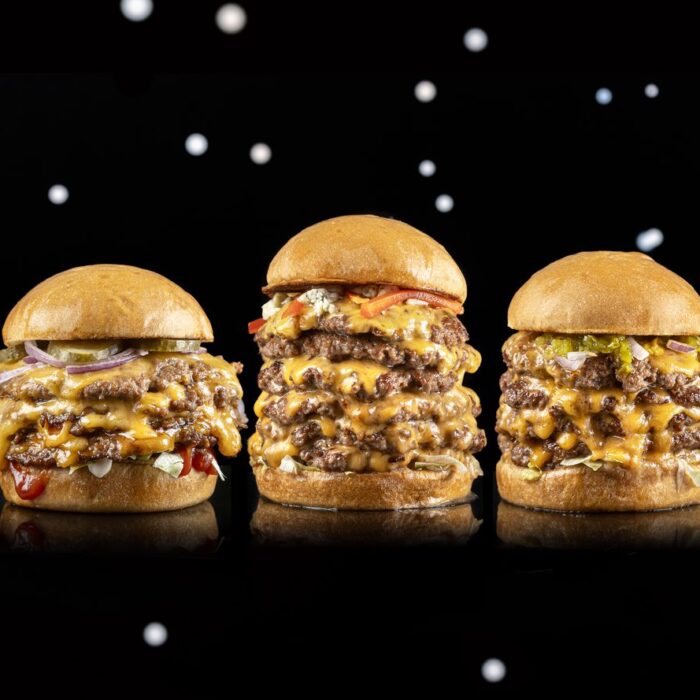 Smash burgeri Smash burgeri u double, triple i quad varijanti — Intergalactic Diner, Beograd